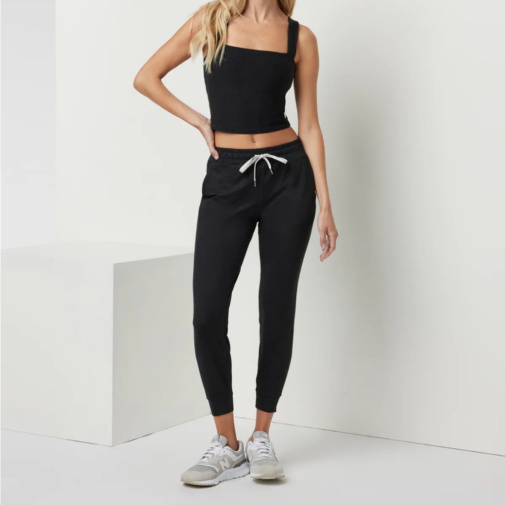Vuori Women’s Performance Jogger